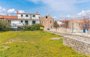 Awesome apartment in Biograd na Moru with WiFi